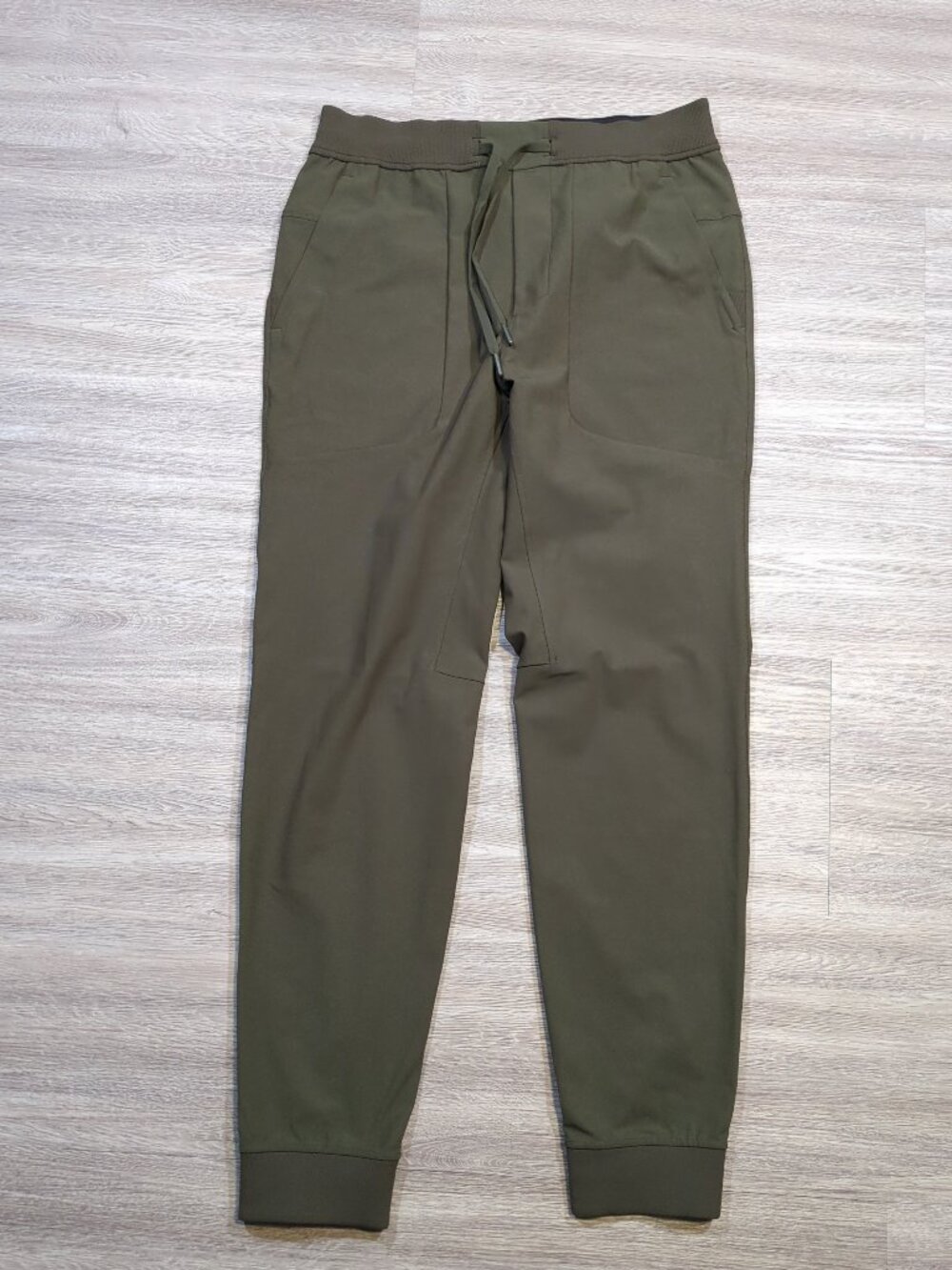 Lululemon ABC Jogger Dark Olive Men's Medium Pull On Drawstring